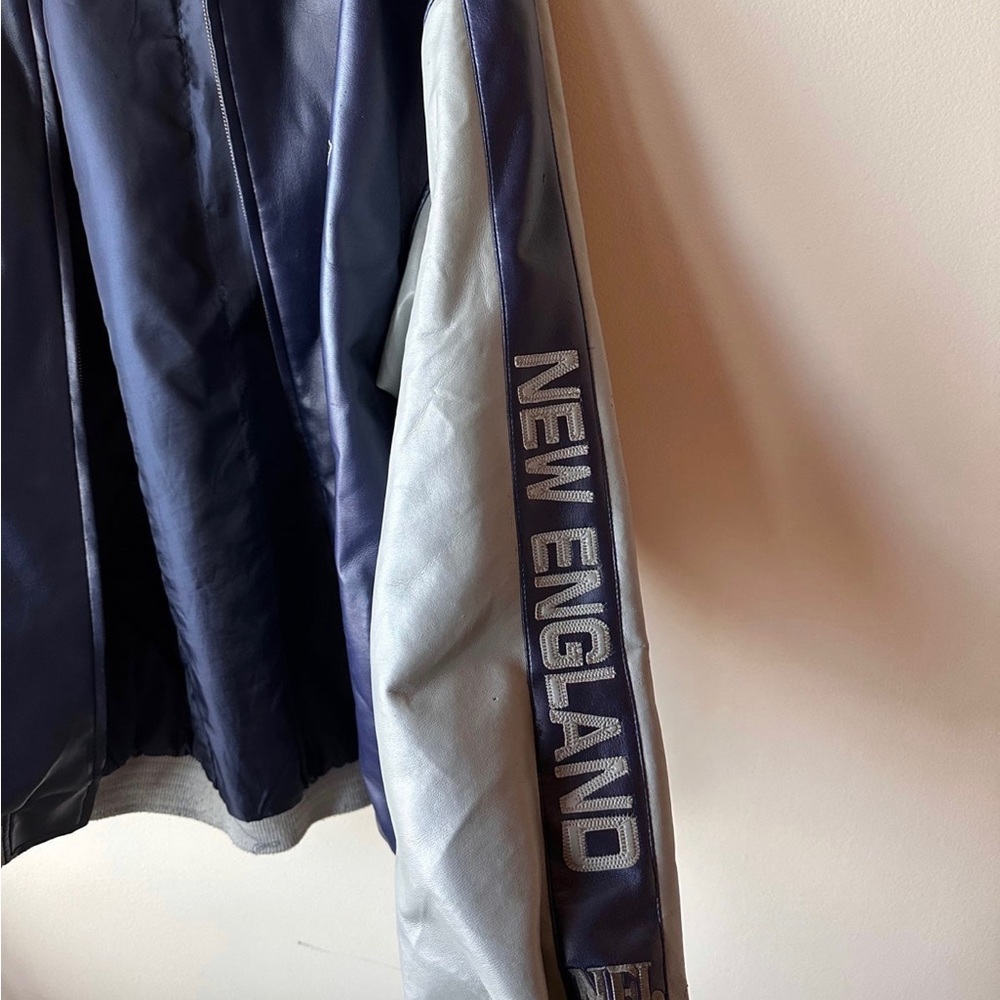 Patriots Jacket - Picture 3 of 4